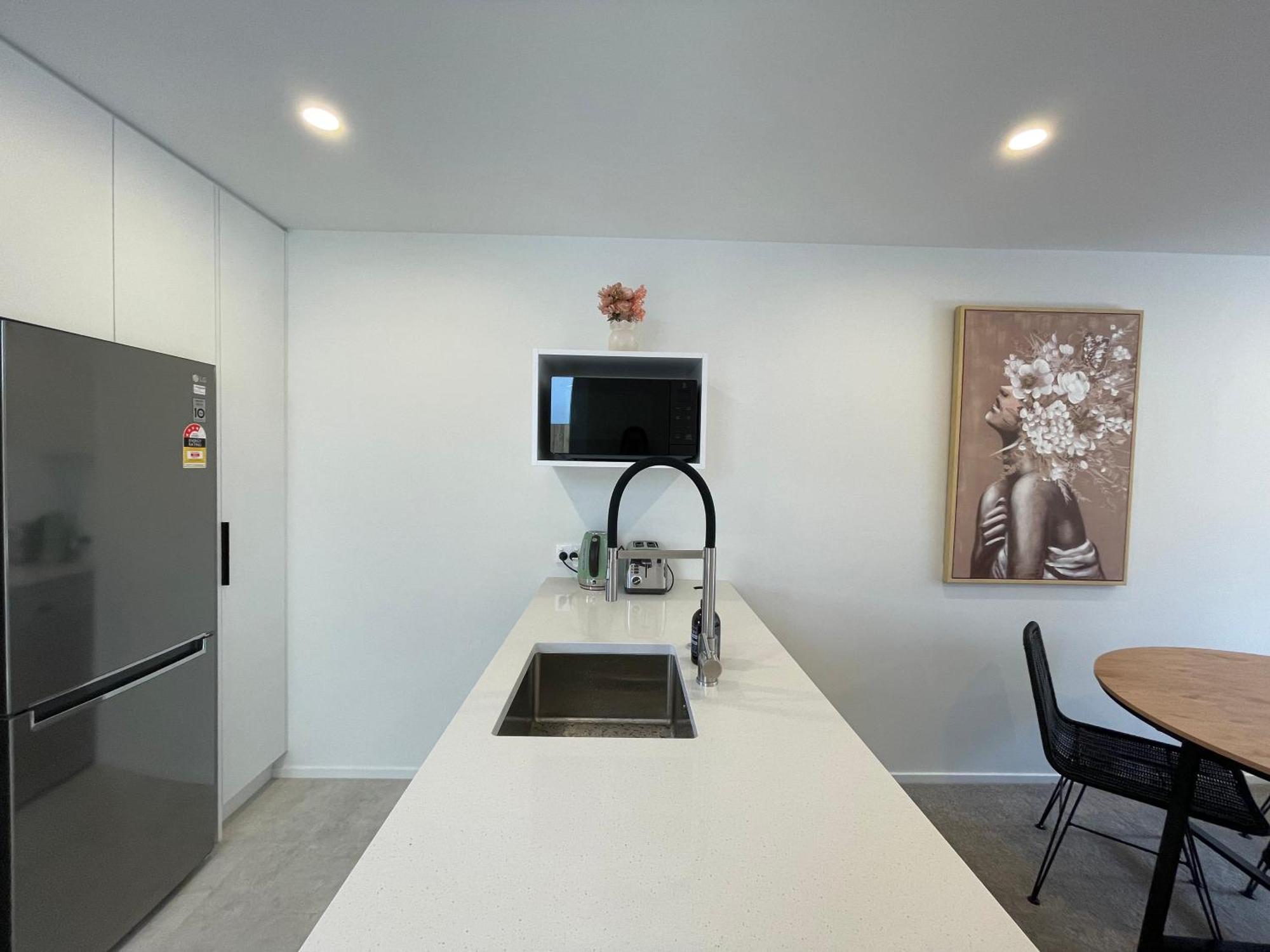 Luxury 2 Bedroom Townhouse Opposite Merivale Mall Christchurch Exterior foto
