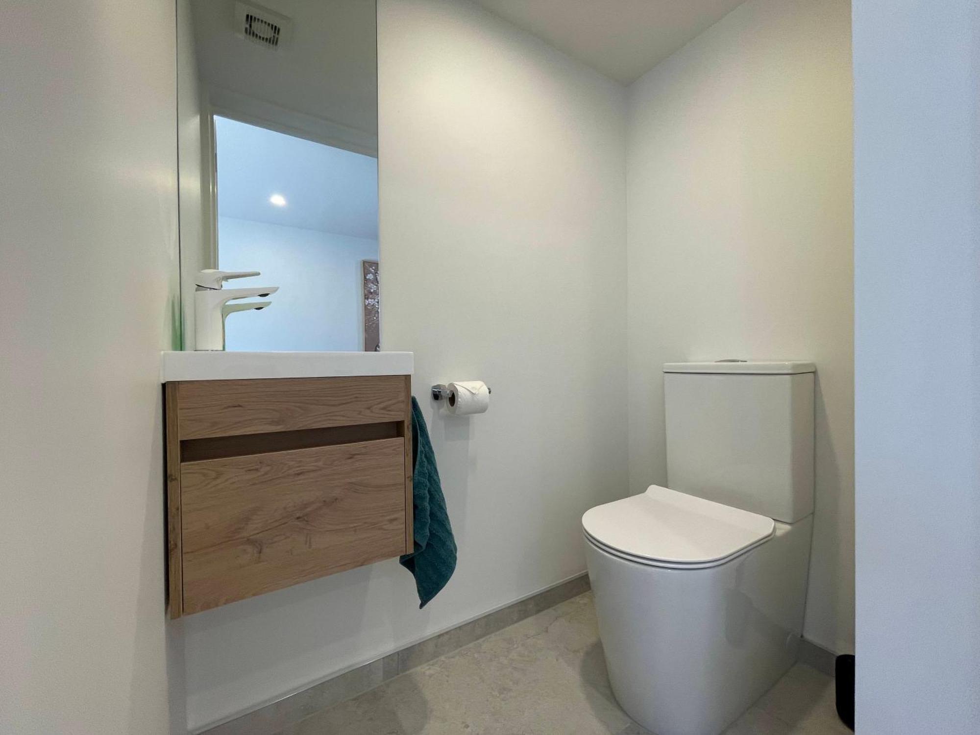 Luxury 2 Bedroom Townhouse Opposite Merivale Mall Christchurch Exterior foto