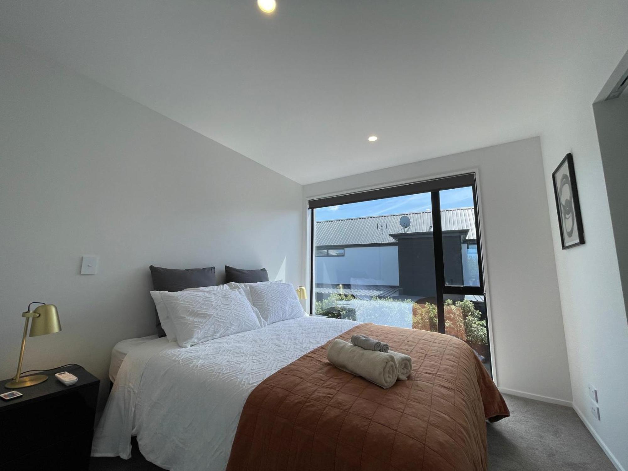 Luxury 2 Bedroom Townhouse Opposite Merivale Mall Christchurch Exterior foto