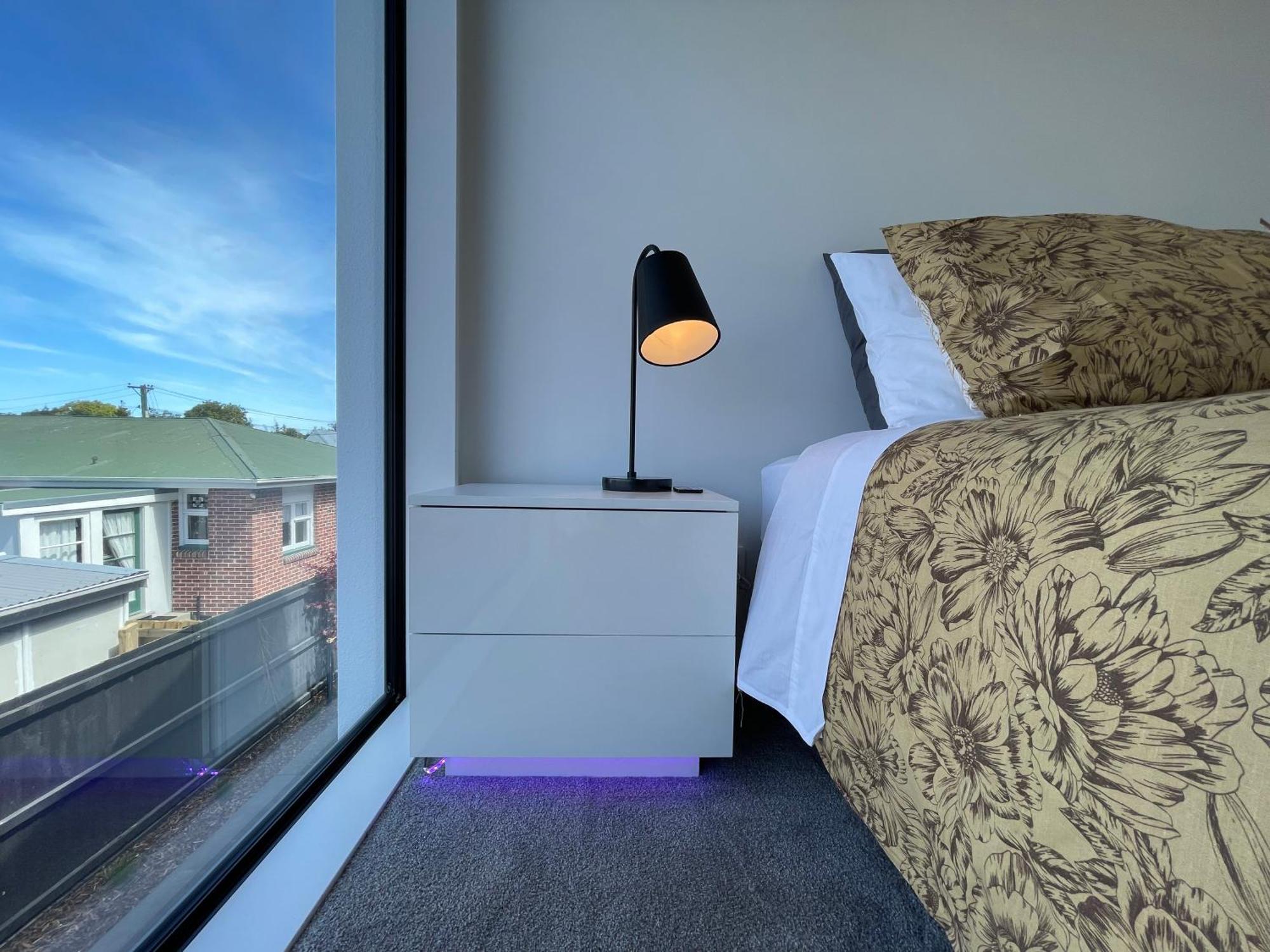 Luxury 2 Bedroom Townhouse Opposite Merivale Mall Christchurch Exterior foto